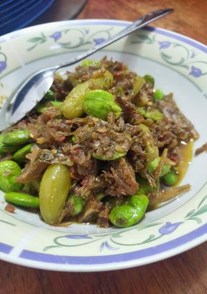 Gambar Sambal Petai Ikan Bilis Belimbing Buluh