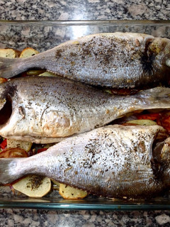 Una foto de Dorada al horno saludable