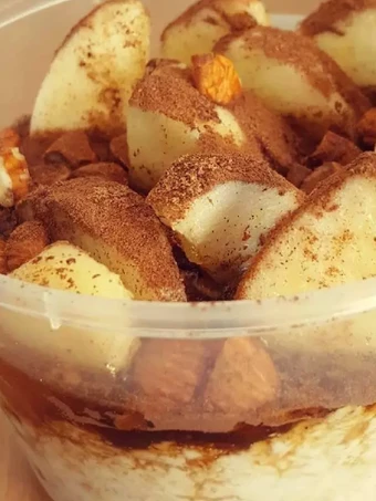 Langkah Gampang Membuat Resep  Honey &amp; Apple Cinnamon Overnight Oatmeal yang Enak Banget, Enak