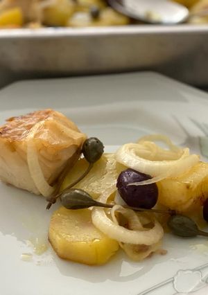 Foto de Bacalhau com batatas e alcaparras