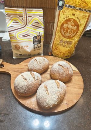 A picture of Rye Multigrain Flaxseed European Bread.