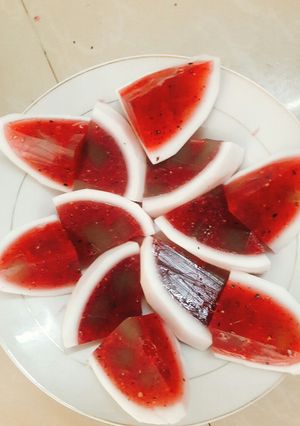 Hình của món Rau câu trái dừa.