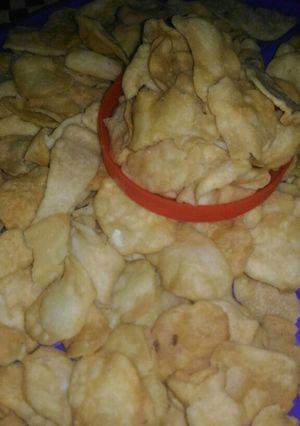 Foto resep KRIPIK PANGSIT KERAS tapi bikin nagiih.