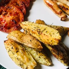 Mixed-herb Potato Wedges A picture of Mixed-herb Potato Wedges.