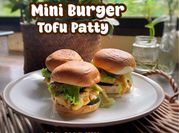 Gambar daging burger sos