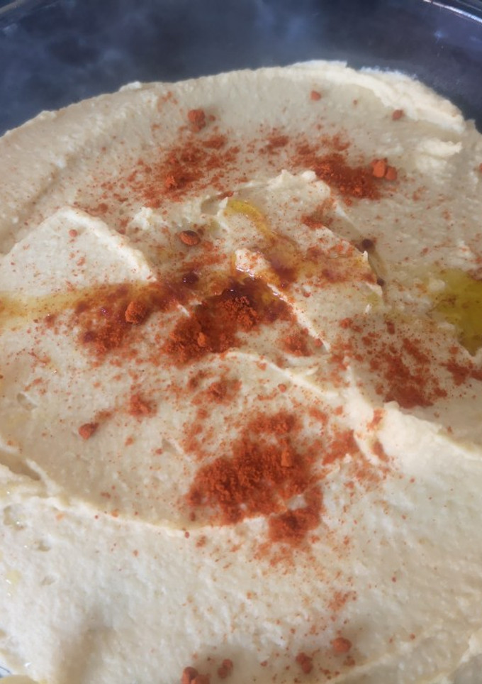 Una foto de Hummus de garbanzos y tahini
