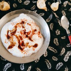 A picture of Dahi Bhalla.