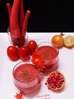 गाजर टमाटर जूस (gajar tamatar juice recipe in Hindi) रेसिपी मुख्य फोटो