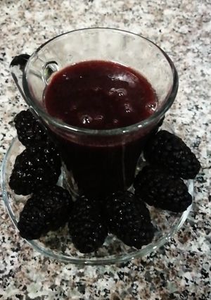 A picture of Blackberry syurp.