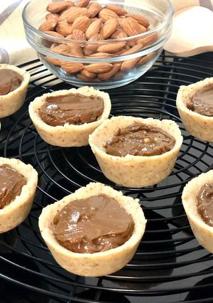 Une photo de Tartelettes crues au chocolat