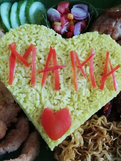 Foto resep Nasi kuning baper