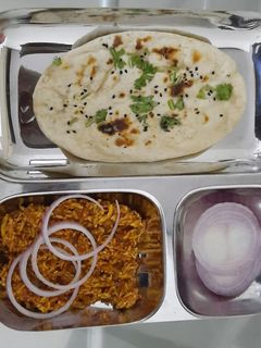 પનીર ભુરજી(paneer bhurji recipe in Gujarati) રેસીપી મુખ્ય ફોટો