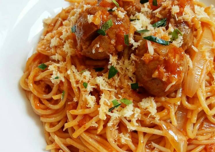 Spicy Spaghetti with Meatballs