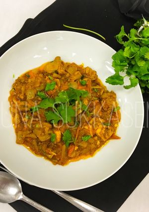 รูปของ ไก่ผัดหัวหอมและมะเขือเทศ (สไตล์เนปาล)