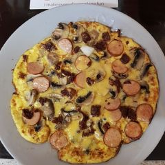A picture of My Mushroom & Smoked cooked sausage omelette.