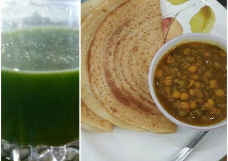 Fresh Whole wheat Bread Dosa with Dried white peas curry and Green smoothie