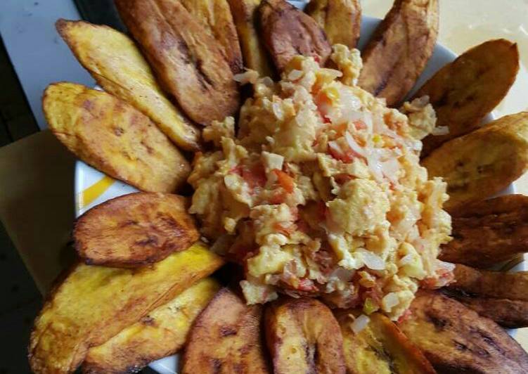 Recipe of Perfect Fried Plantain &amp; Omelette Feast