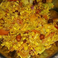A picture of Bhel pudi.