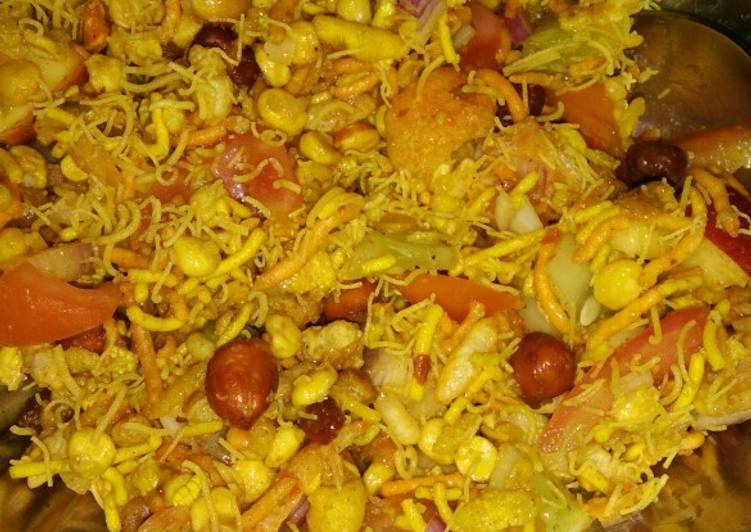 Recipe of Ultimate Bhel pudi