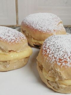 Una foto de Berlines horneados