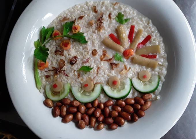 Bubur gurih Oats ala Focaccia Garden