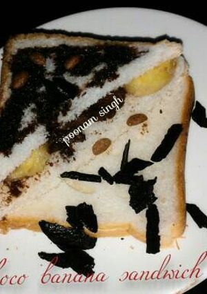 A picture of Choco banana sandwich.
