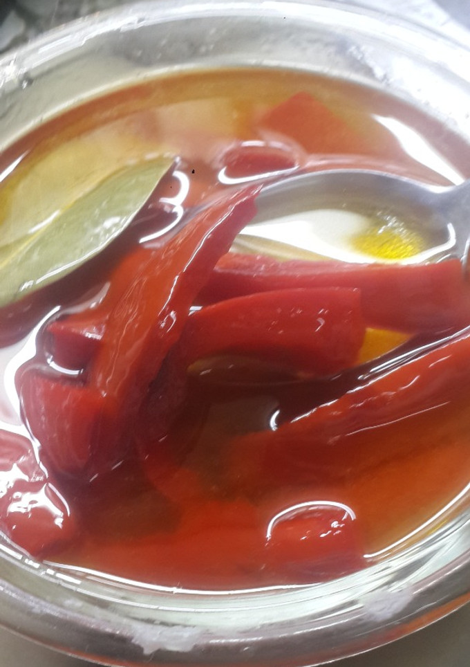 Una foto de Pimientos morrones agridulces en conserva