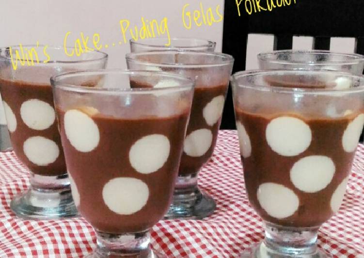 Puding Gelas Polkadot