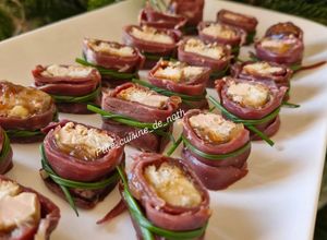 Une photo de Petites bouchées de magrets de canard séché et Foie Gras