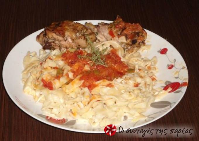 κύρια φωτογραφία συνταγής Ματσάτα με φρέσκια σάλτσα ντομάτας και κοτόπουλο