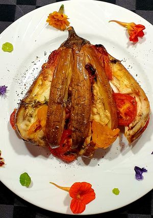Une photo de Aubergine farcie en Éventail