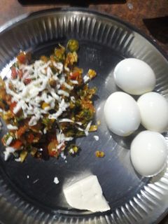 வெண்டைக்காய் சீஸ் தொக்கு (Vendaikai Cheese THokku Recipe in Tamil) செய்முறை முக்கிய புகைப்படம்