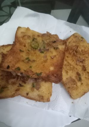 A picture of Eggless french toast.