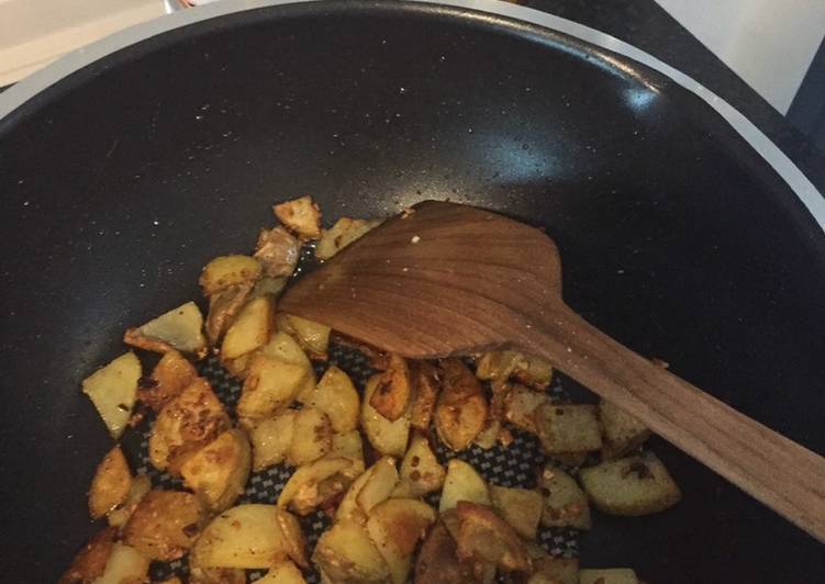 Recipe of Super Quick Homemade Easy Garlic Butter Potatoes