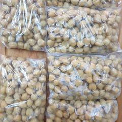 A picture of How to Store Chick Peas (Chanay) for Ramadan.