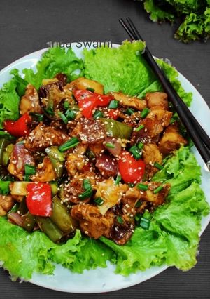 গার্লিক চিকেন স্টার ফ্রাই(Garlic Chicken Stir Fry recipe in Bengali) রেসিপির প্রধান ছবি