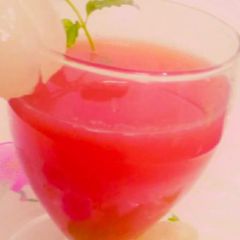 A picture of Litchi Strawberry Cooler.