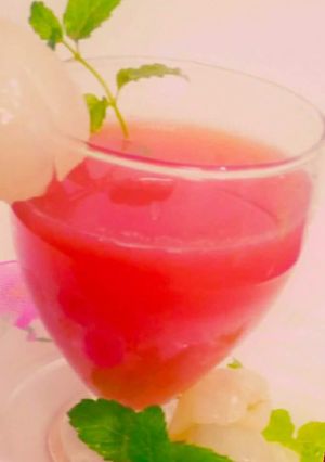 A picture of Litchi Strawberry Cooler.
