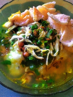 Foto resep Bubur ayam dengan kuah soto