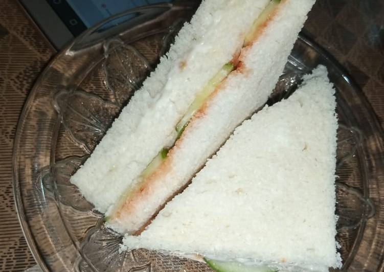 How to Prepare Speedy Club Cold Sandwich