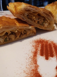 Una foto de Empanada de pollo 🐔