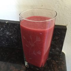 A picture of Blackberry Lemonade.