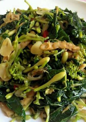 Foto resep Tumis Bunga Daun Pepaya
