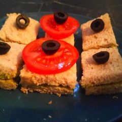 A picture of Finger Tea Sandwich 🥪.