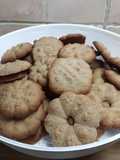 Biscotti ai cereali con sparabiscotti
