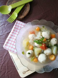 Foto resep Sayur Sop Bakso Ayam