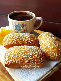 Foto resep Roti Bantal a.k.a Roti Goreng Empuk Renyah 🤩