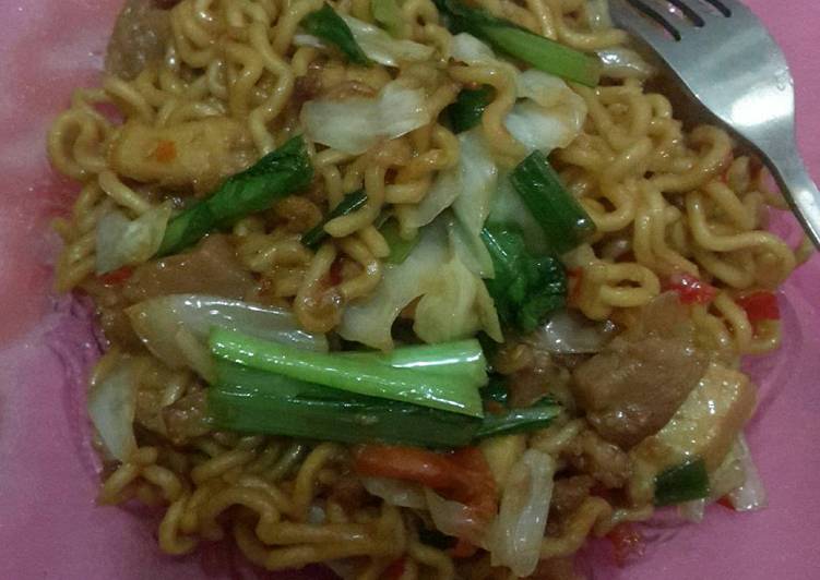 Langkah Mudah untuk Menyiapkan Mie Goreng Ala Kadarnya yang Enak