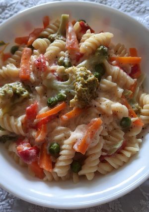 A picture of Boil Cheesy Veggi Pasta.