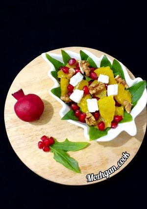 عکسی از دستور سالاد اسفناج و انار